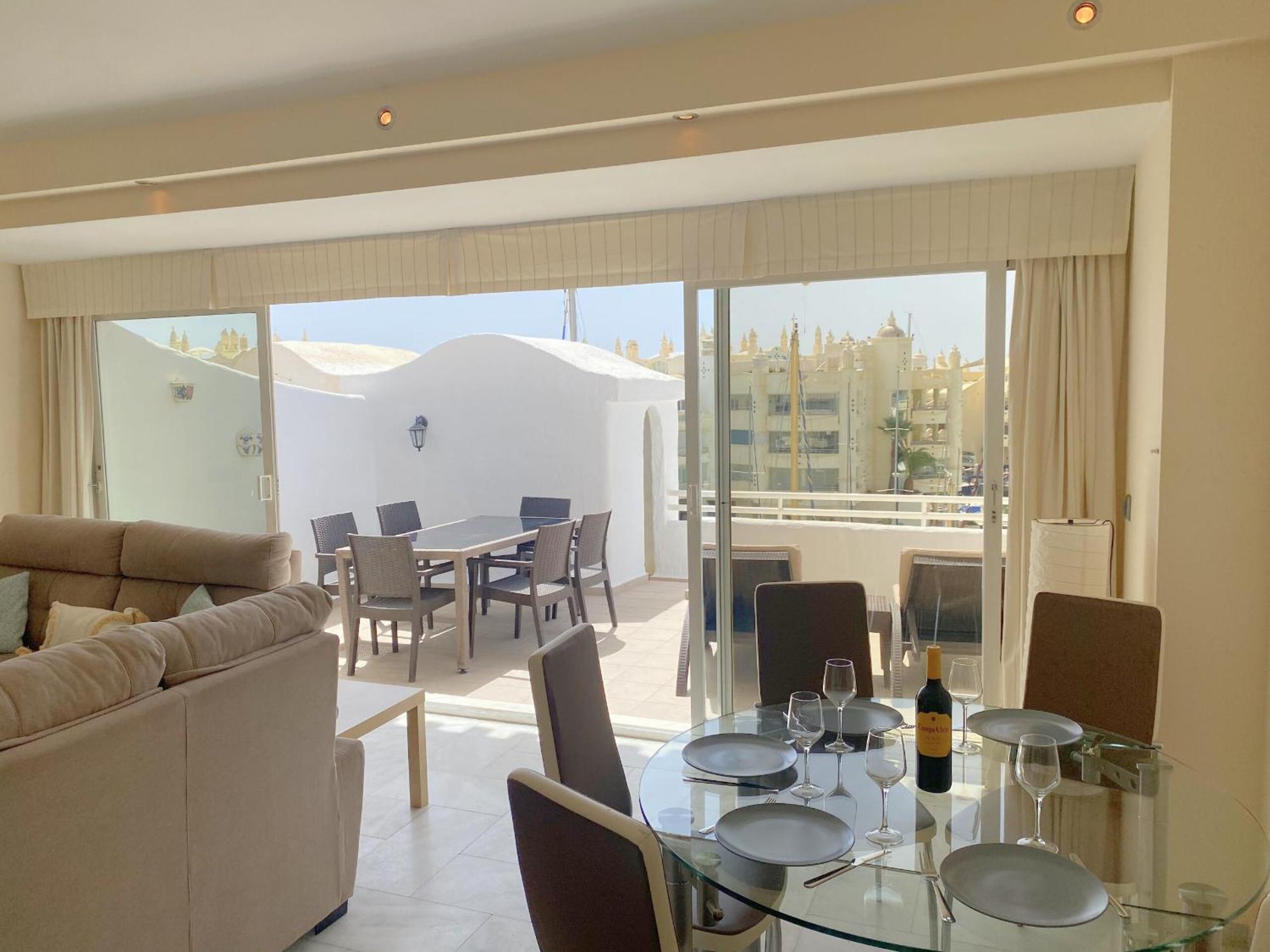 Harbour Penthouse With Big Terrace And Sea View Apartament